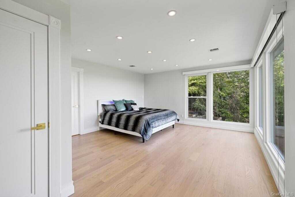 52 Pavilion Road, Suffern, NY 10901 - Photo 6 of 8