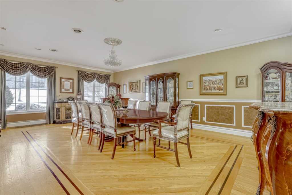 38 Powder Horn Drive, Suffern, NY 10901 - Photo 12 of 50