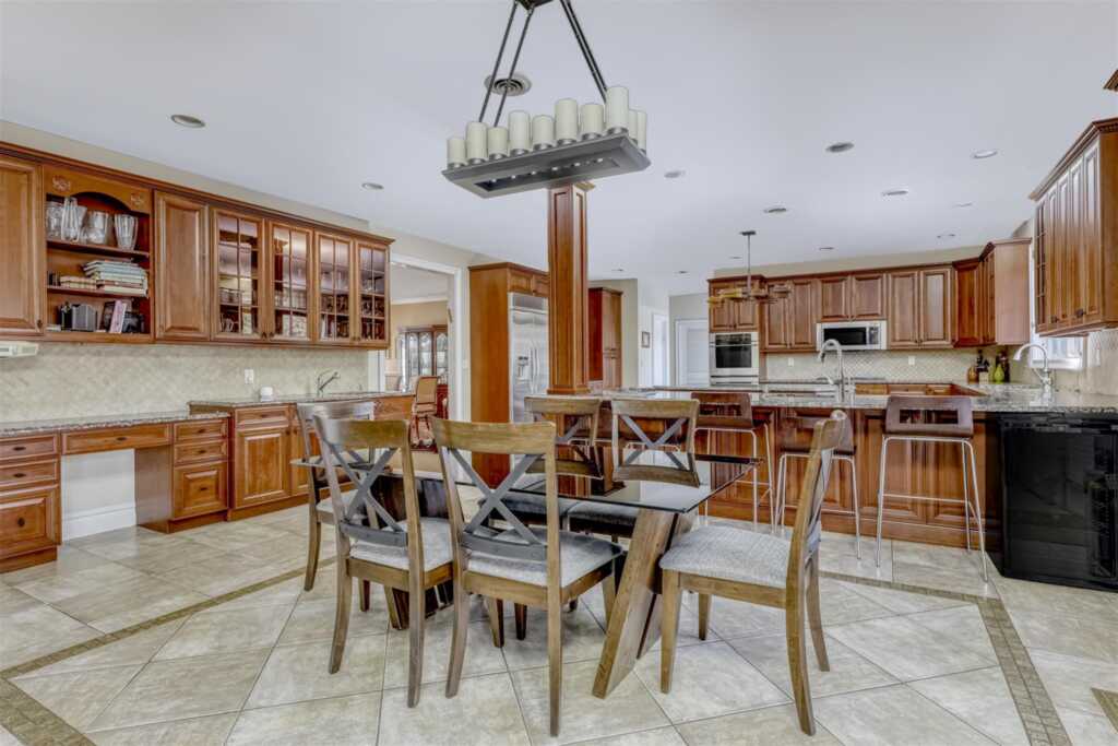 38 Powder Horn Drive, Suffern, NY 10901 - Photo 15 of 50