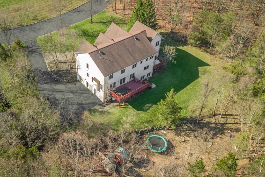 38 Powder Horn Drive, Suffern, NY 10901 - Photo 45 of 50