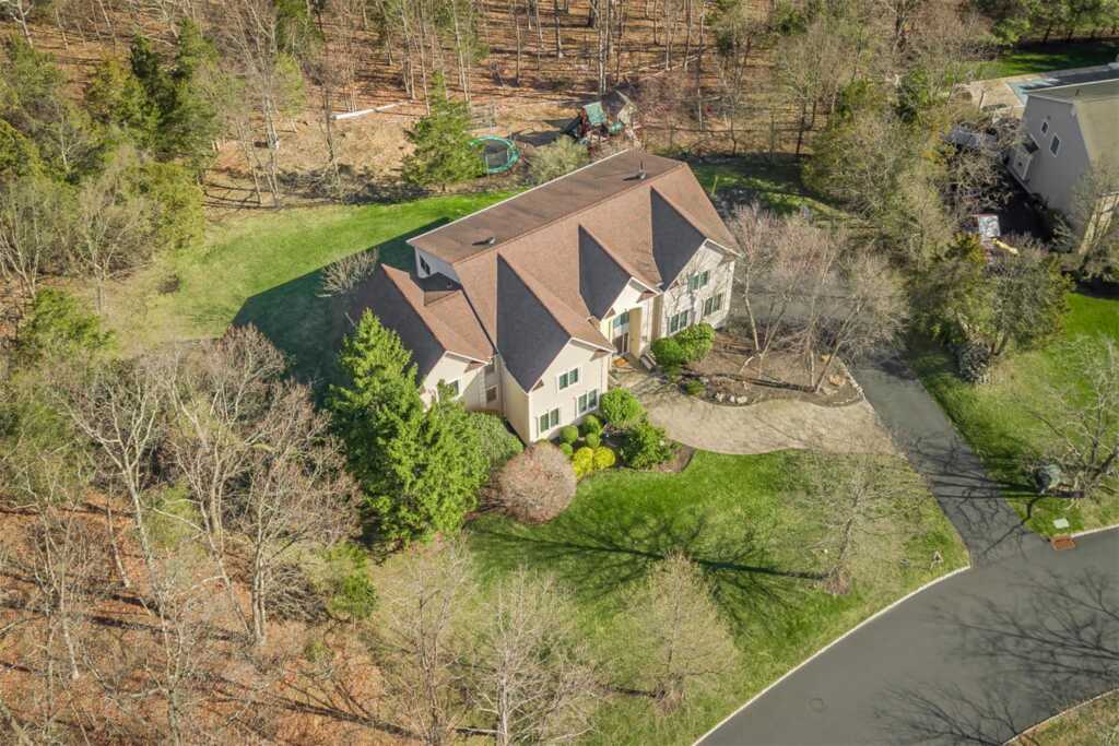 38 Powder Horn Drive, Suffern, NY 10901 - Photo 6 of 50
