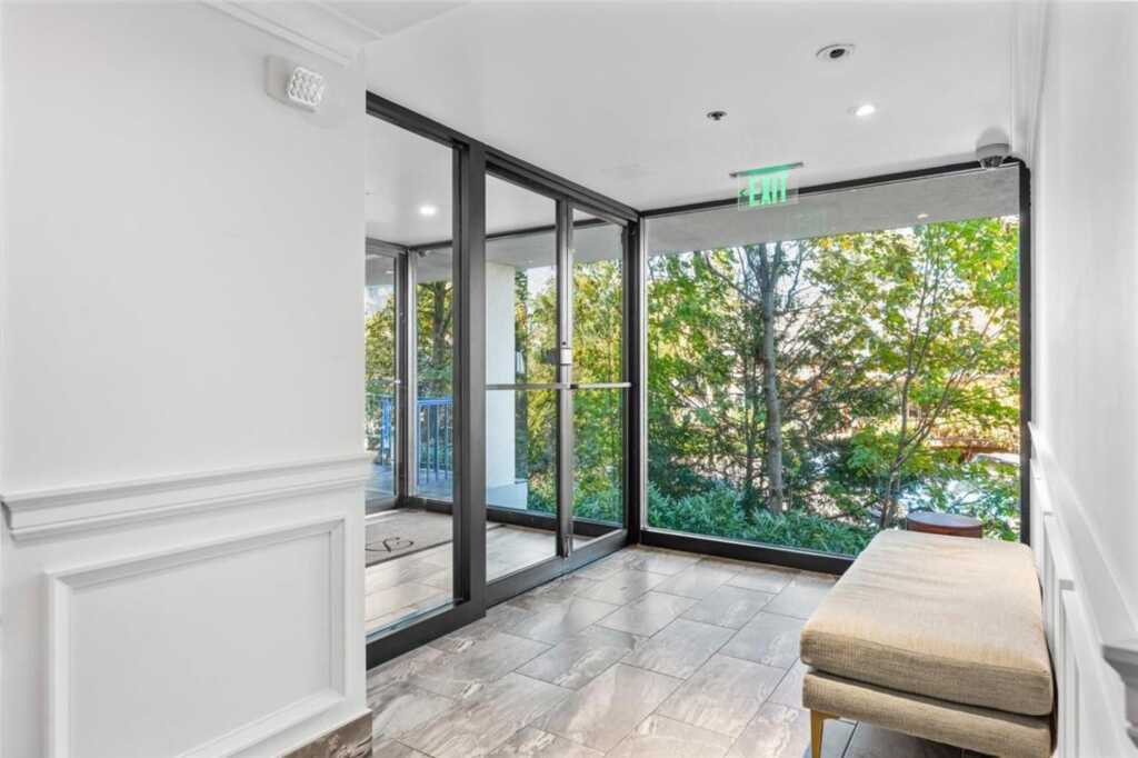 18 Shady Glen Court, Unit #503, New Rochelle, NY 10805 - Photo 10 of 29