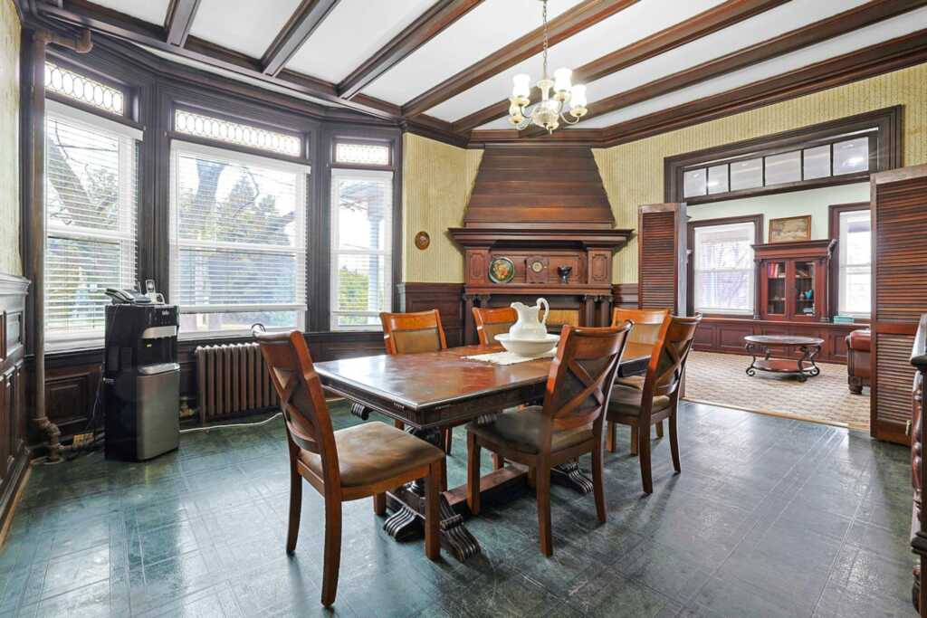 127 Woodland Avenue, New Rochelle, NY 10805 - Photo 10 of 48