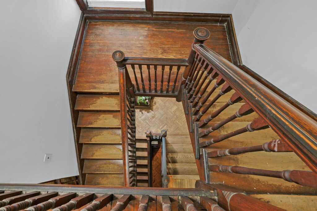 127 Woodland Avenue, New Rochelle, NY 10805 - Photo 15 of 48