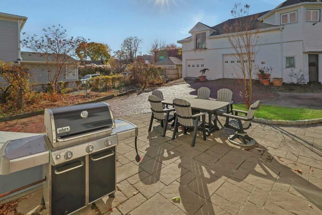 127 Woodland Avenue, New Rochelle, NY 10805 - Photo 38 of 48