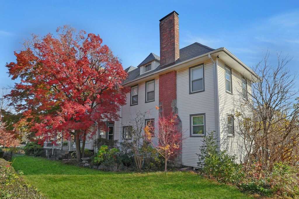 127 Woodland Avenue, New Rochelle, NY 10805 - Photo 43 of 48