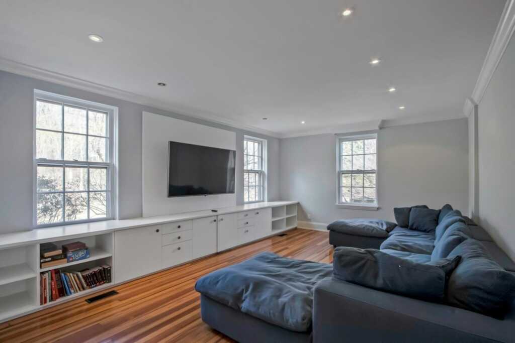 374 Mountain Road, New City, NY 10956 - Photo 16 of 45