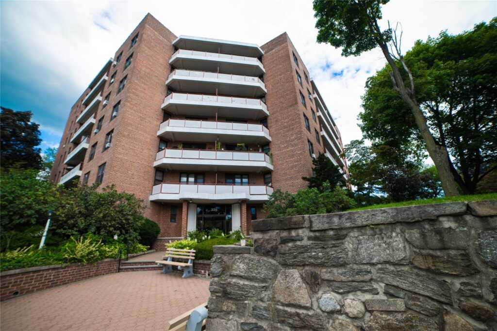 325 King Street, Unit #LD, Rye, NY 10573