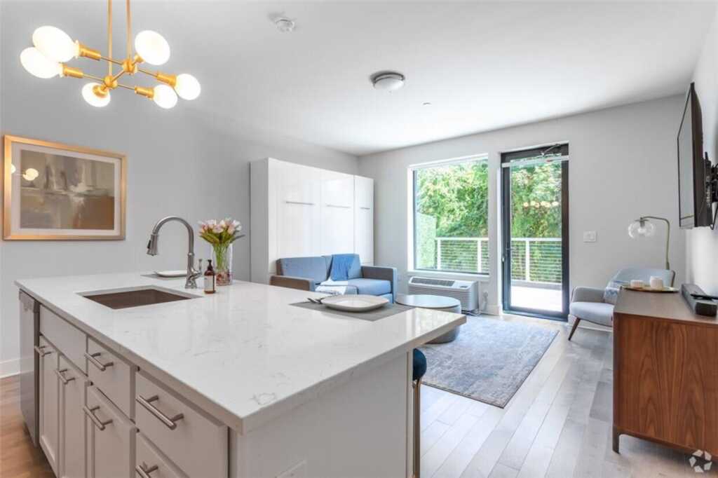 20 Burling Lane, Unit #2J, New Rochelle, NY 10801 - Photo 11 of 31