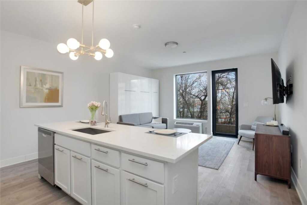 20 Burling Lane, Unit #2J, New Rochelle, NY 10801 - Photo 8 of 31