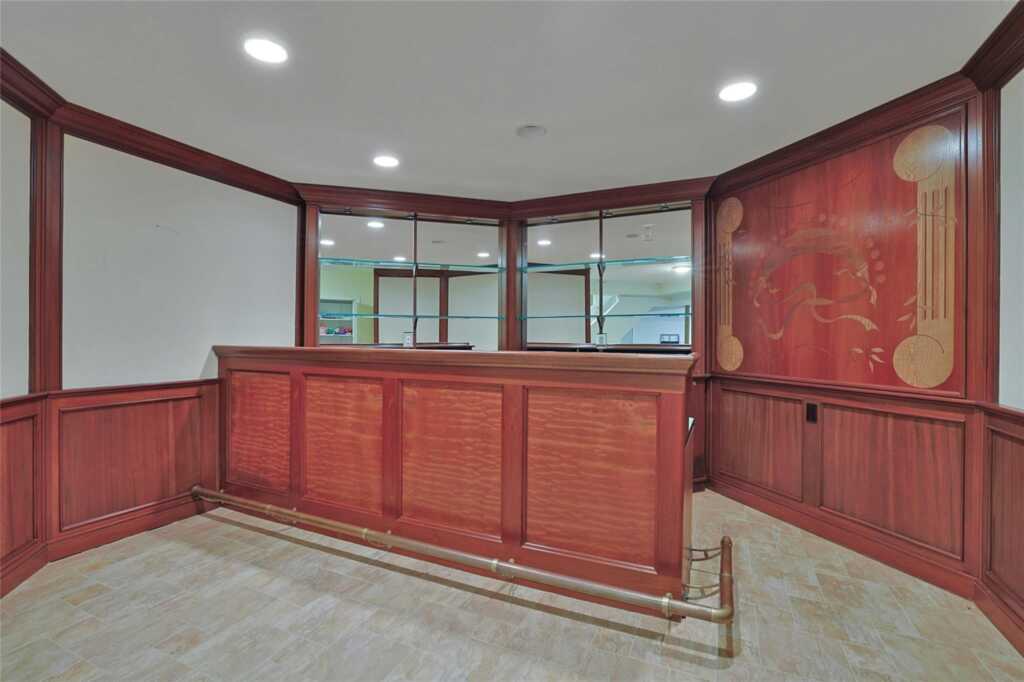 185 Spook Rock Road, Suffern, NY 10901 - Photo 33 of 45