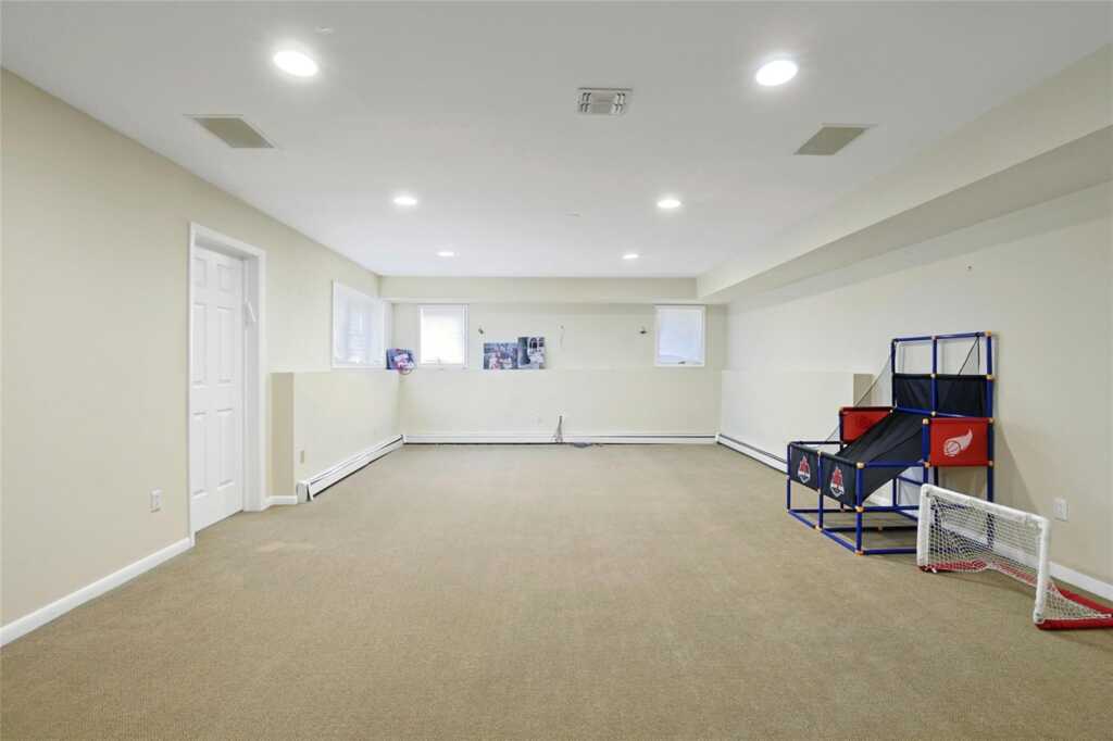 185 Spook Rock Road, Suffern, NY 10901 - Photo 34 of 45