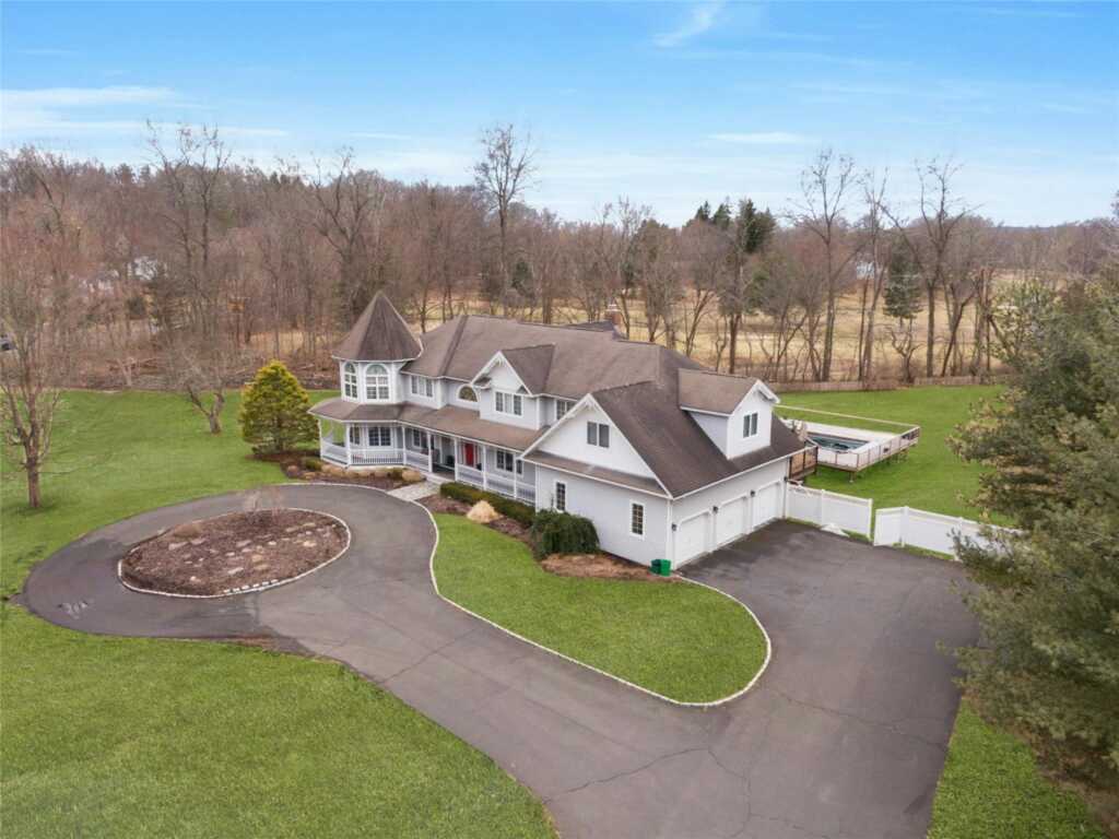 185 Spook Rock Road, Suffern, NY 10901 - Photo 44 of 45