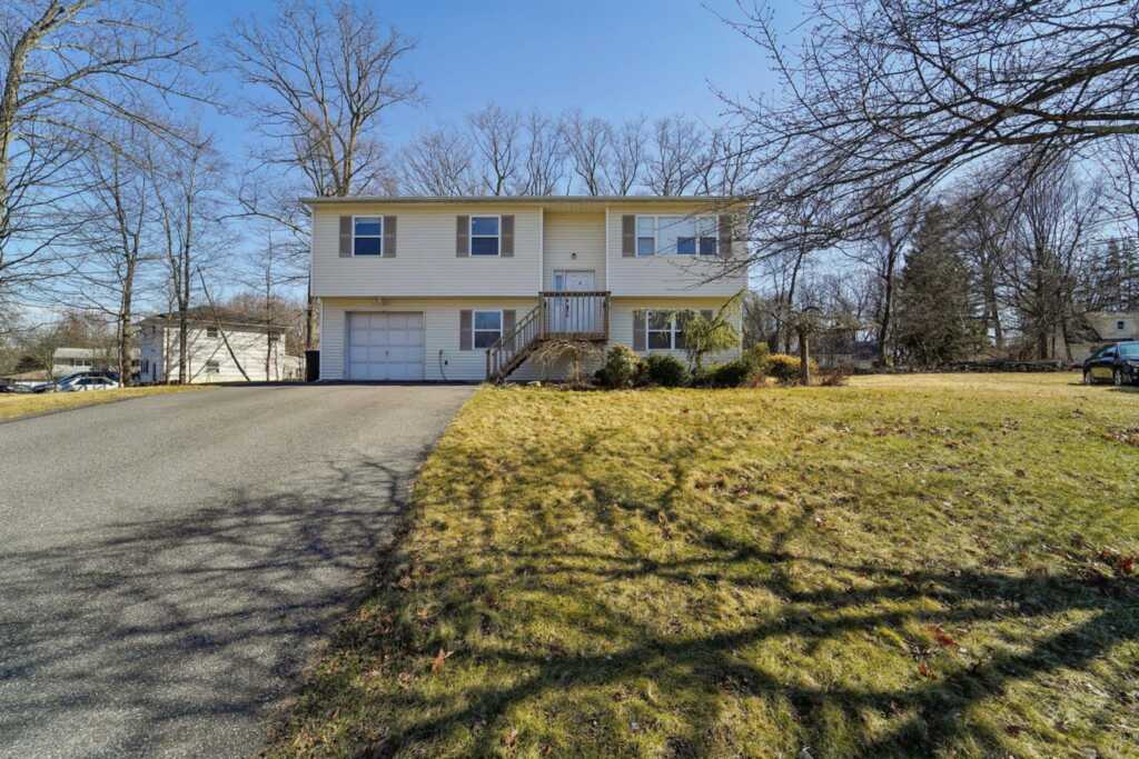 7 Harriet Lane, New City, NY 10956
