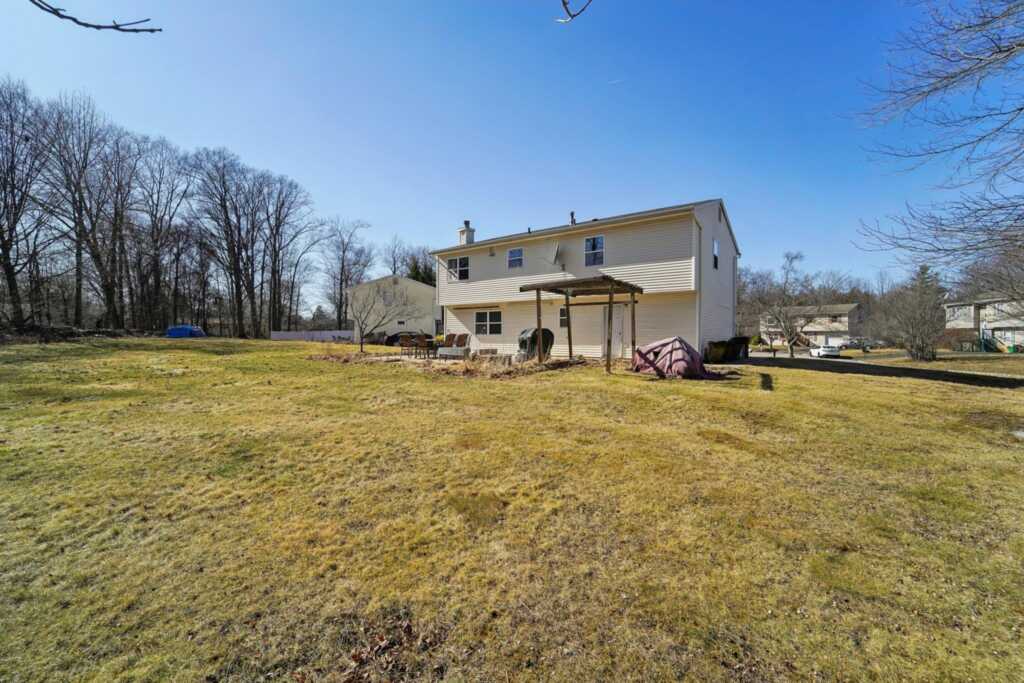 7 Harriet Lane, New City, NY 10956 - Photo 26 of 34