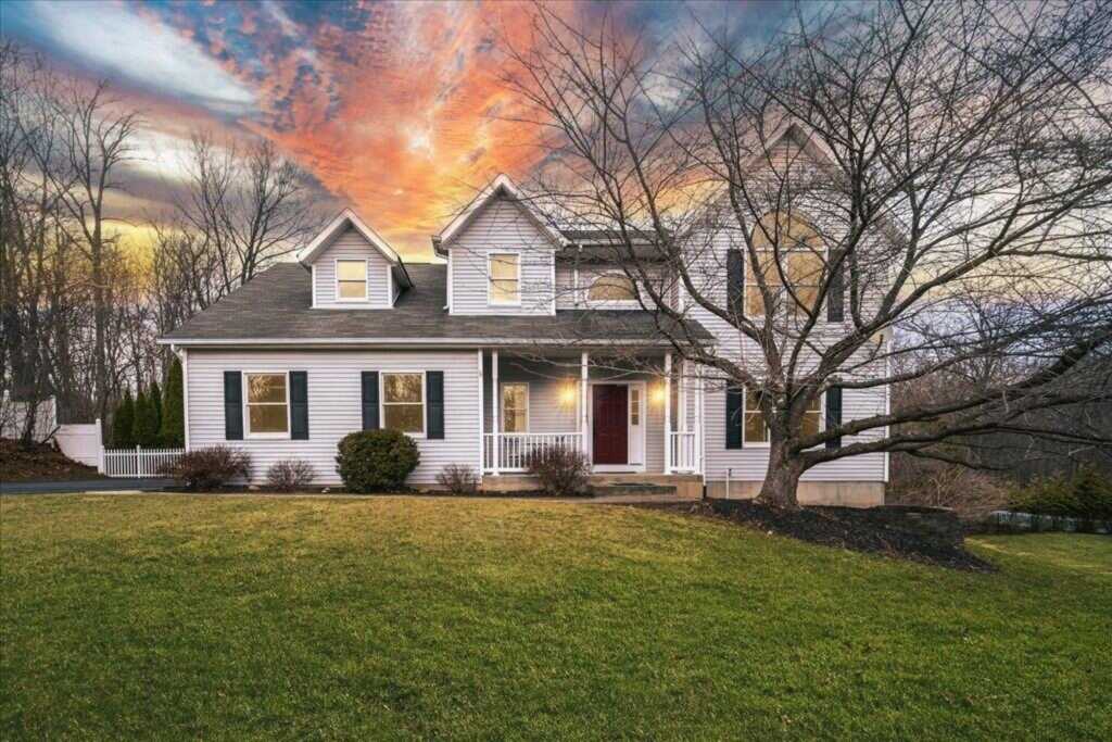 4 Little Brook Lane, New City, NY 10956 - Photo 1 of 1