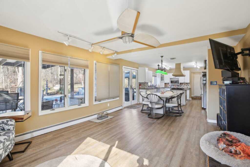 2 Rainbow Court, New City, NY 10956 - Photo 12 of 47