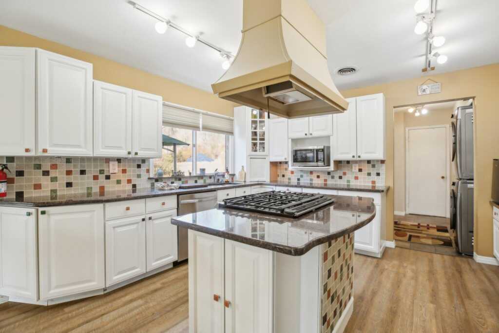 2 Rainbow Court, New City, NY 10956 - Photo 14 of 47