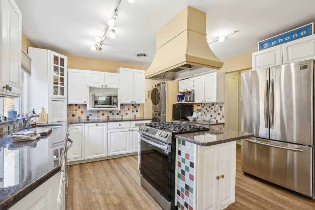 2 Rainbow Court, New City, NY 10956 - Photo 15 of 47