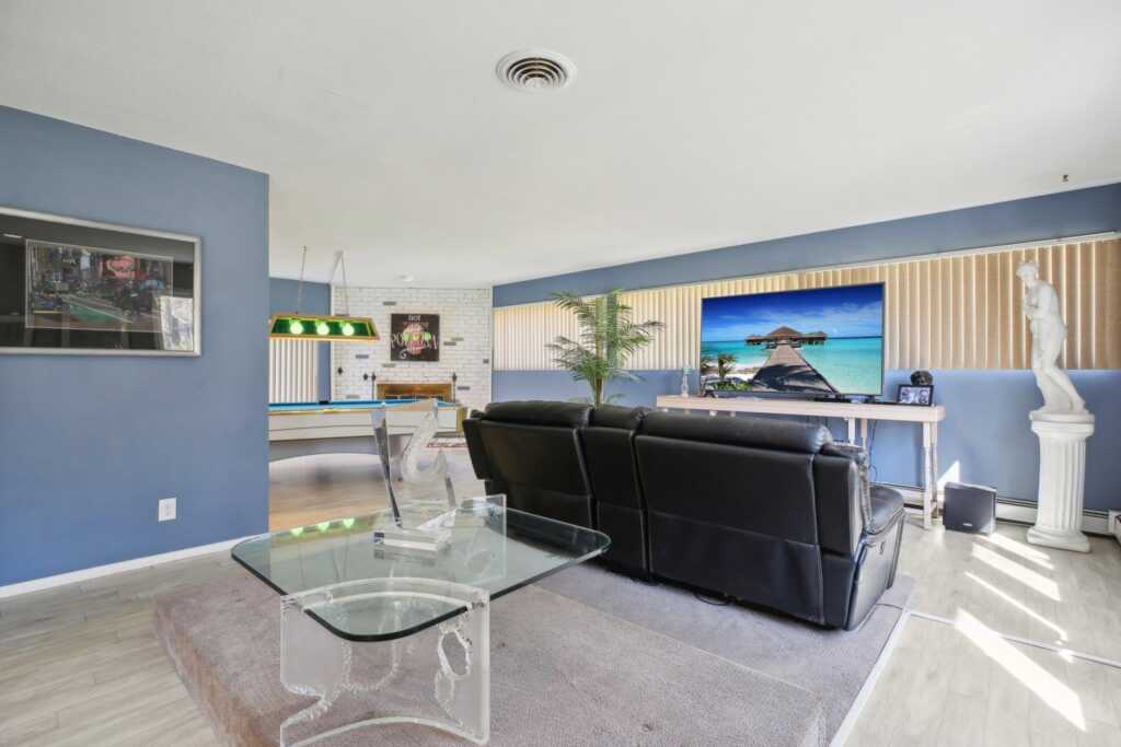 2 Rainbow Court, New City, NY 10956 - Photo 5 of 47