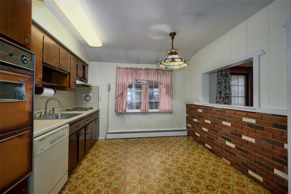 5 Violet Court, Suffern, NY 10901 - Photo 14 of 28