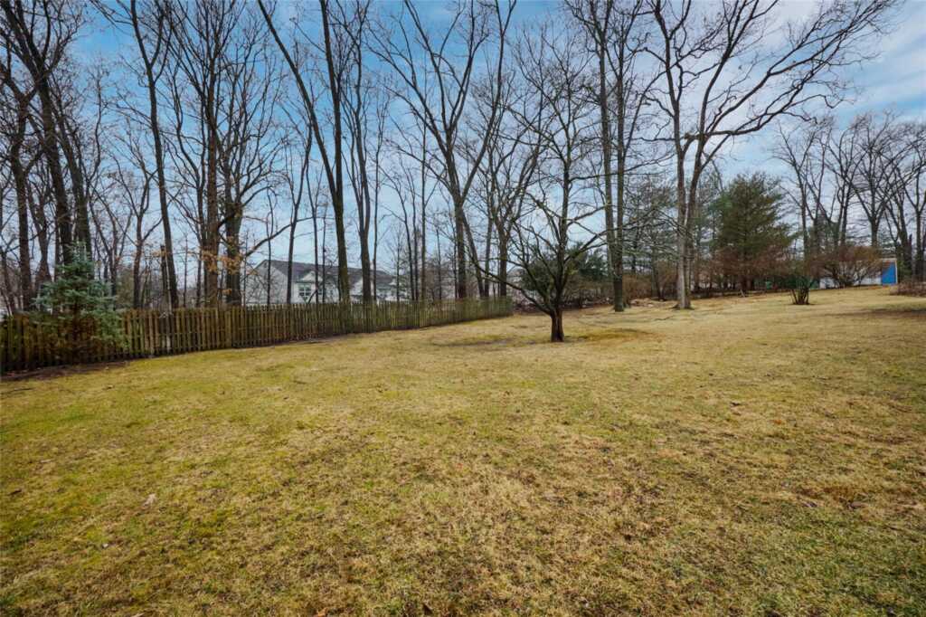 5 Violet Court, Suffern, NY 10901 - Photo 4 of 28