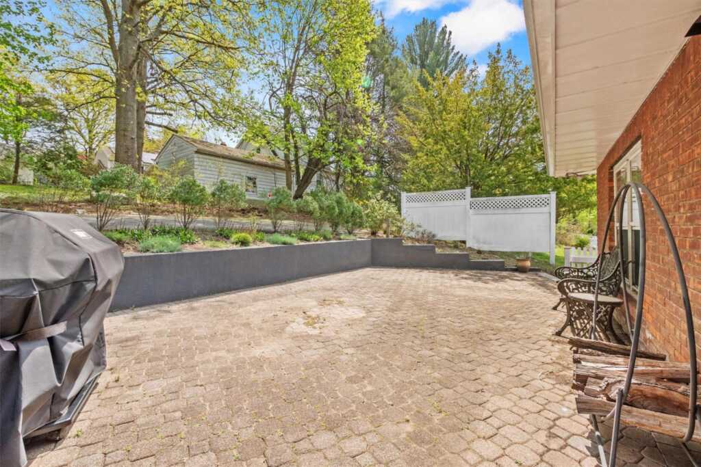 168 Middletown Road, Pearl River, NY 10965 - Photo 27 of 31