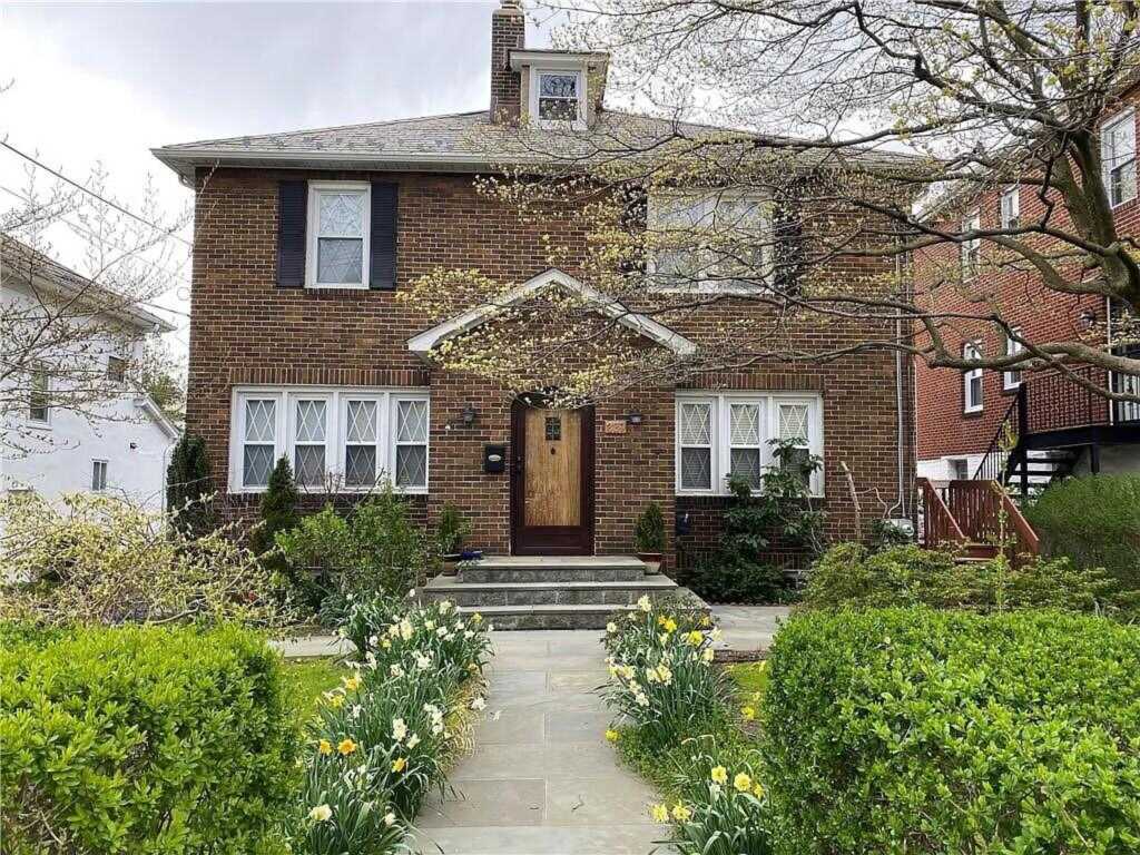 339 Washington Avenue, New Rochelle, NY 1801