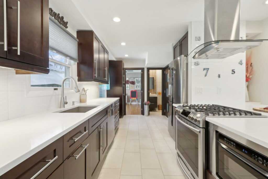 67 Schriever Lane, New City, NY 10956 - Photo 4 of 47