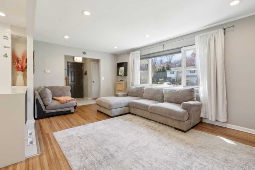 67 Schriever Lane, New City, NY 10956 - Photo 7 of 47