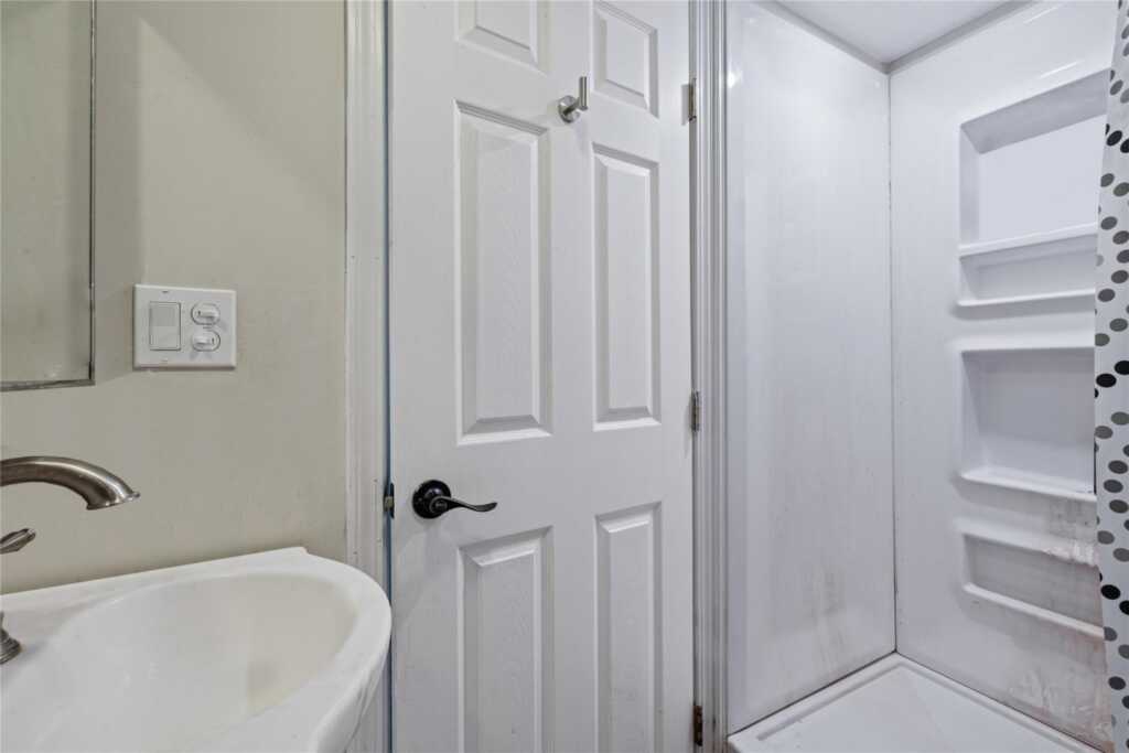 83 Hall Avenue, New City, NY 10956 - Photo 18 of 25