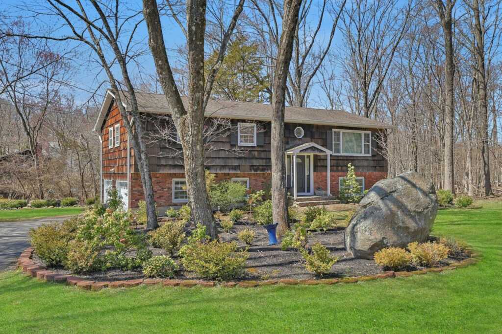 1 Sherwood Ridge Road, Suffern, NY 10901 - Photo 25 of 31