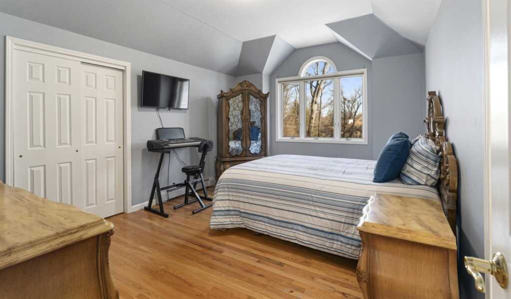 8 Wedge Way, Suffern, NY 10901 - Photo 15 of 39
