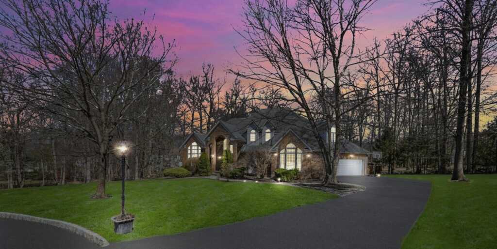 8 Wedge Way, Suffern, NY 10901 - Photo 36 of 39