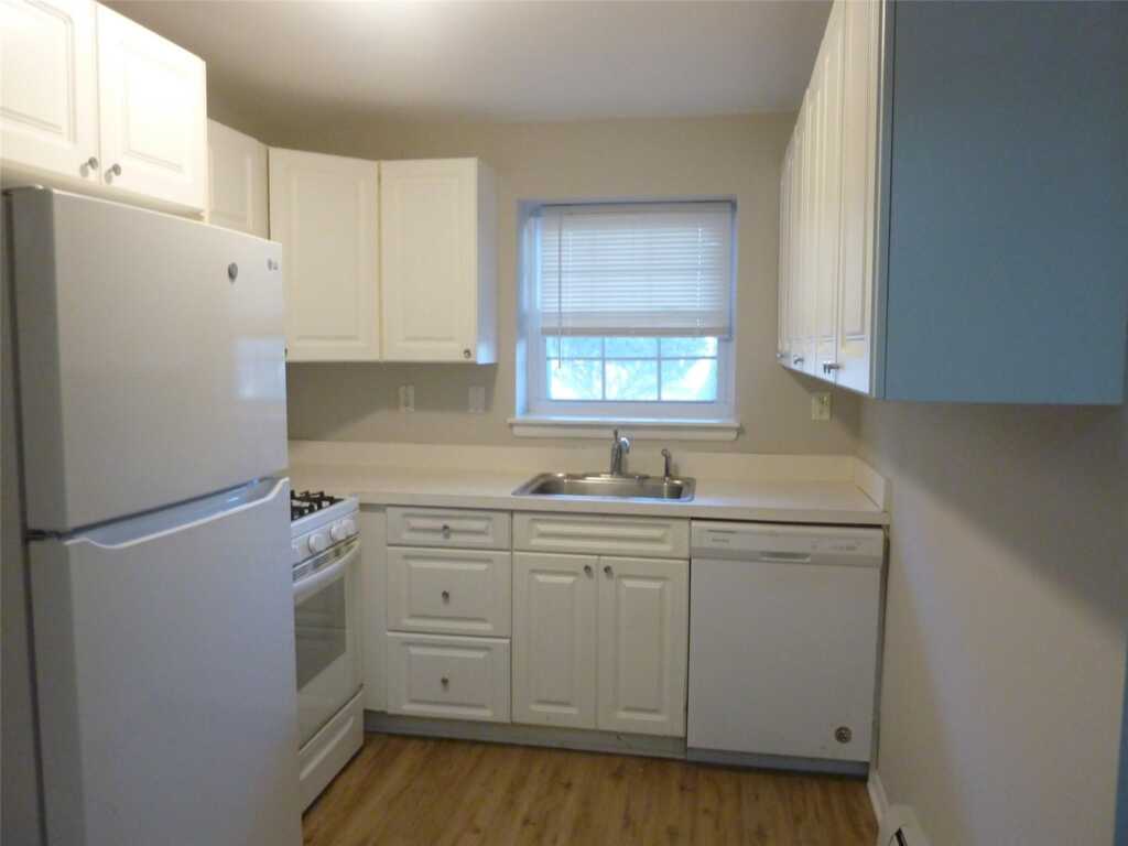 133 B Parkside Drive, Unit #133 B, Suffern, NY 10901 - Photo 11 of 18