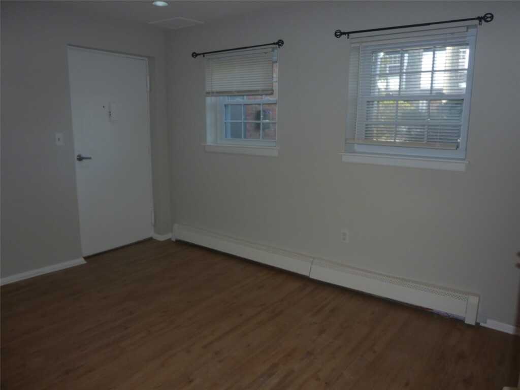 133 B Parkside Drive, Unit #133 B, Suffern, NY 10901 - Photo 7 of 18