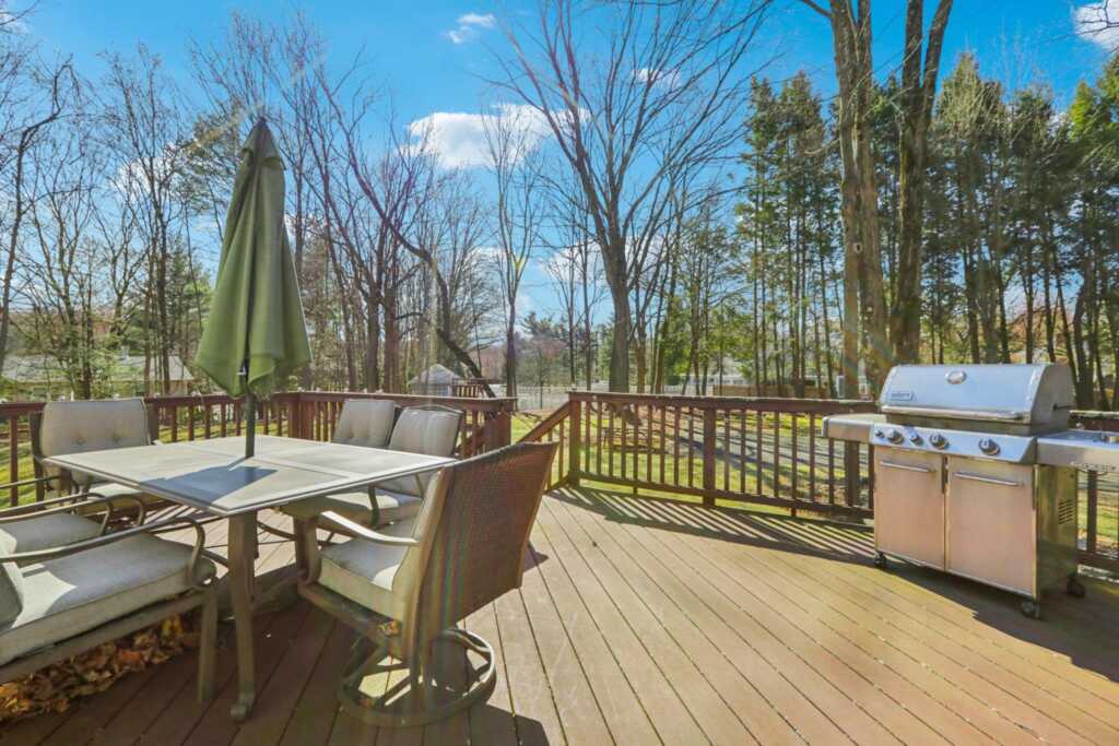 403 Haverstraw Road, Suffern, NY 10901 - Photo 10 of 27