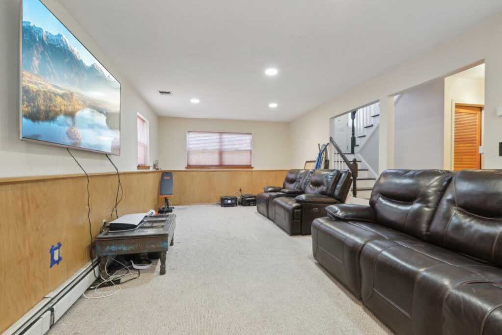 403 Haverstraw Road, Suffern, NY 10901 - Photo 17 of 27