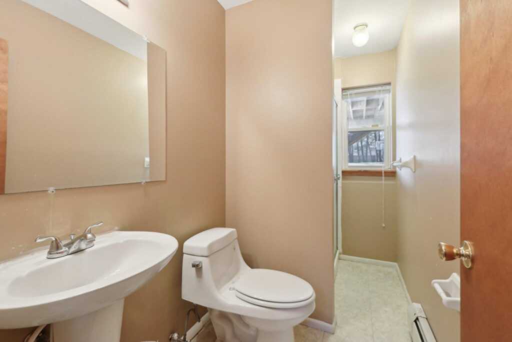 403 Haverstraw Road, Suffern, NY 10901 - Photo 18 of 27