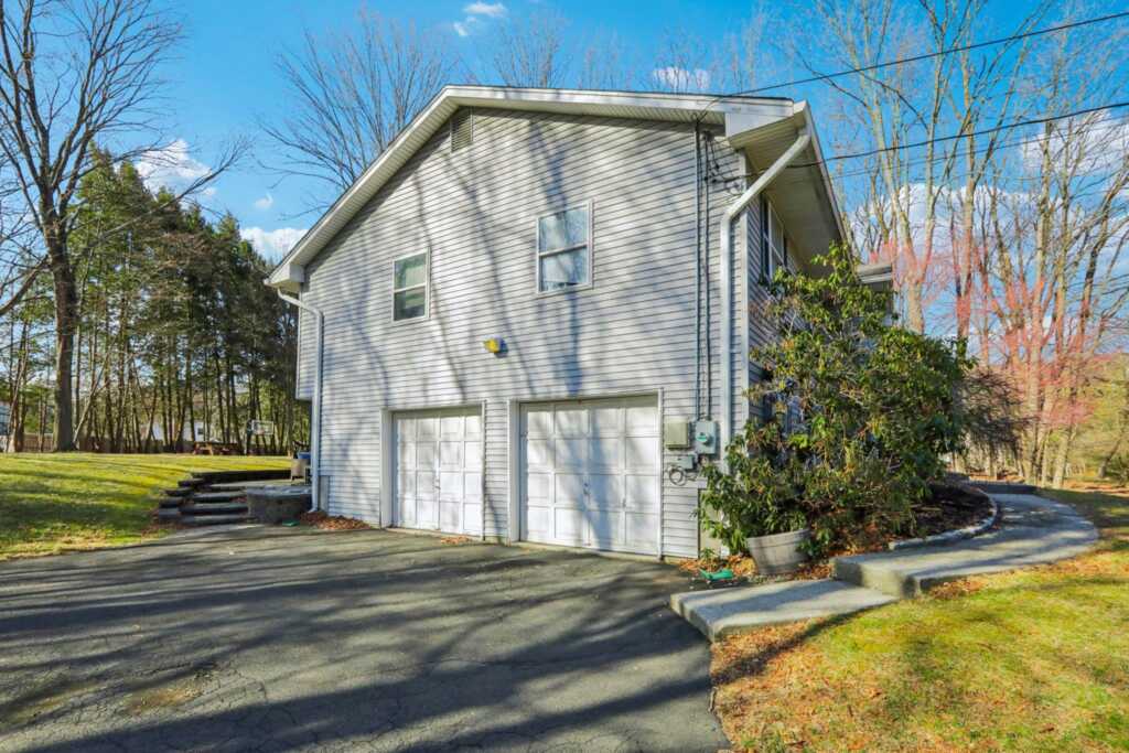 403 Haverstraw Road, Suffern, NY 10901 - Photo 20 of 27