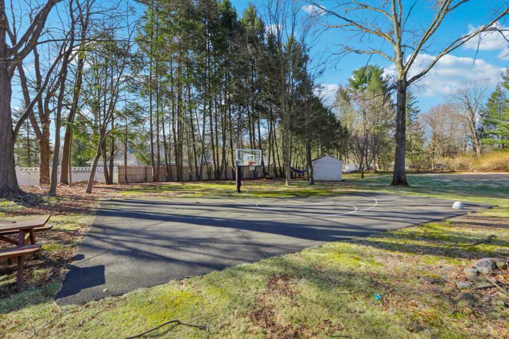 403 Haverstraw Road, Suffern, NY 10901 - Photo 21 of 27