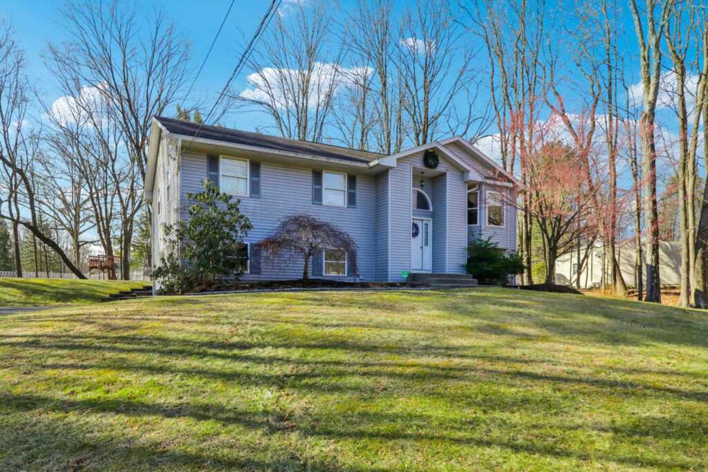 403 Haverstraw Road, Suffern, NY 10901 - Photo 23 of 27