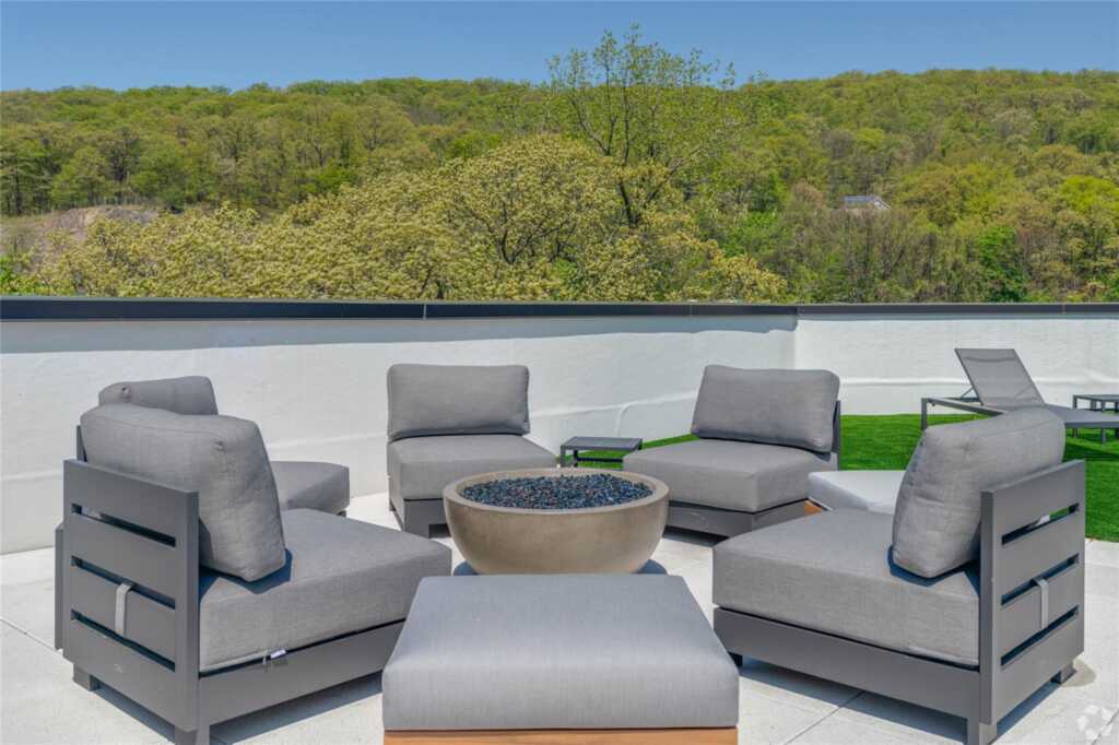15 Washington Avenue, Unit #315, Suffern, NY 10901 - Photo 28 of 31