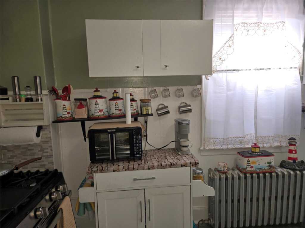 340 Locust Avenue, Rye, NY 10573 - Photo 12 of 31