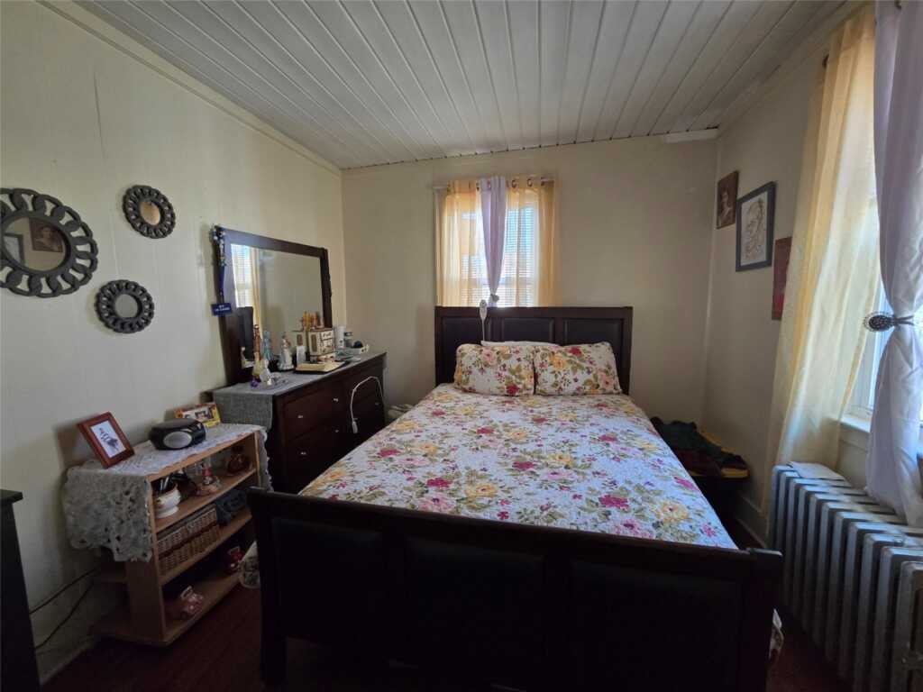 340 Locust Avenue, Rye, NY 10573 - Photo 15 of 31