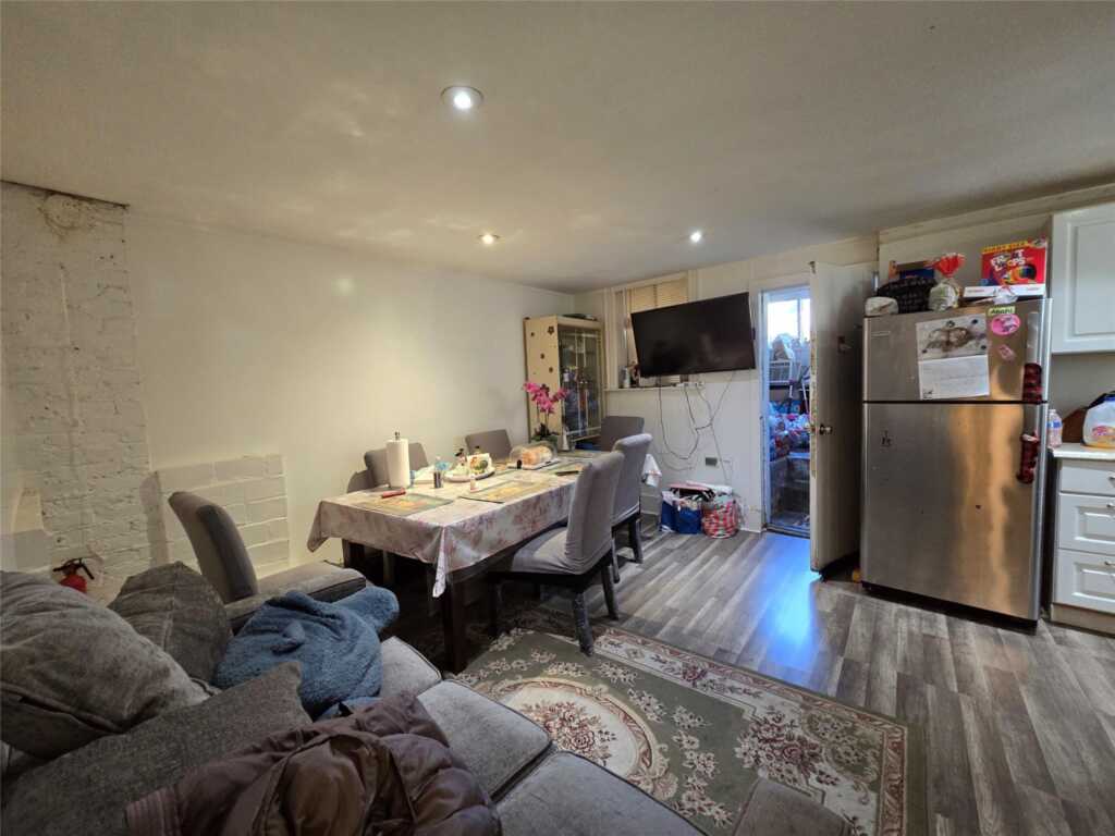 340 Locust Avenue, Rye, NY 10573 - Photo 23 of 31