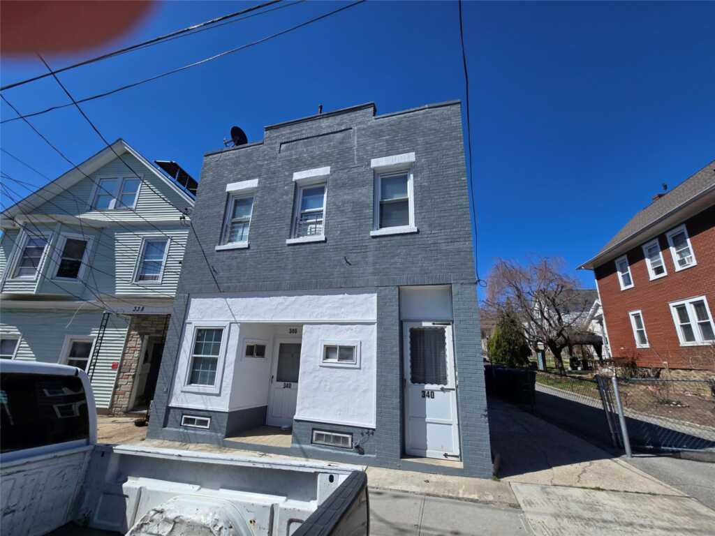 340 Locust Avenue, Rye, NY 10573 - Photo 6 of 31
