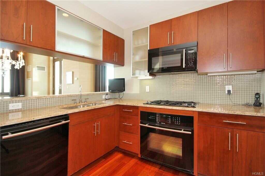 175 Huguenot Street, Unit #1808, New Rochelle, NY 10801 - Photo 5 of 20