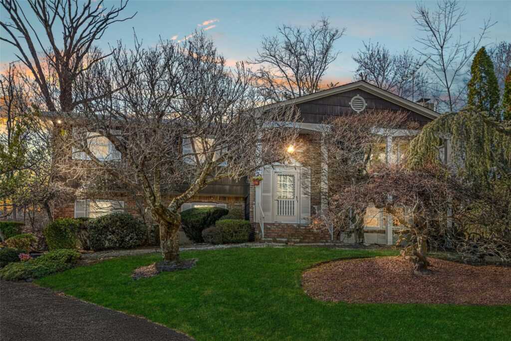 79 Burda Place, New City, NY 10956