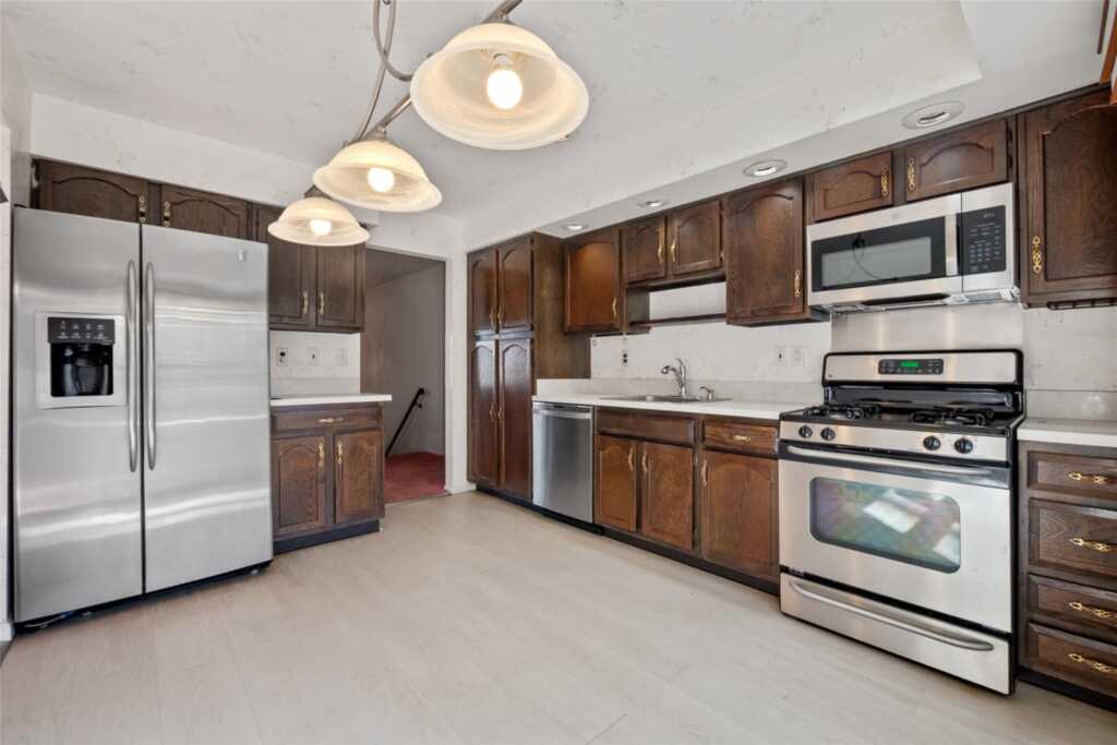 79 Burda Place, New City, NY 10956 - Photo 24 of 44